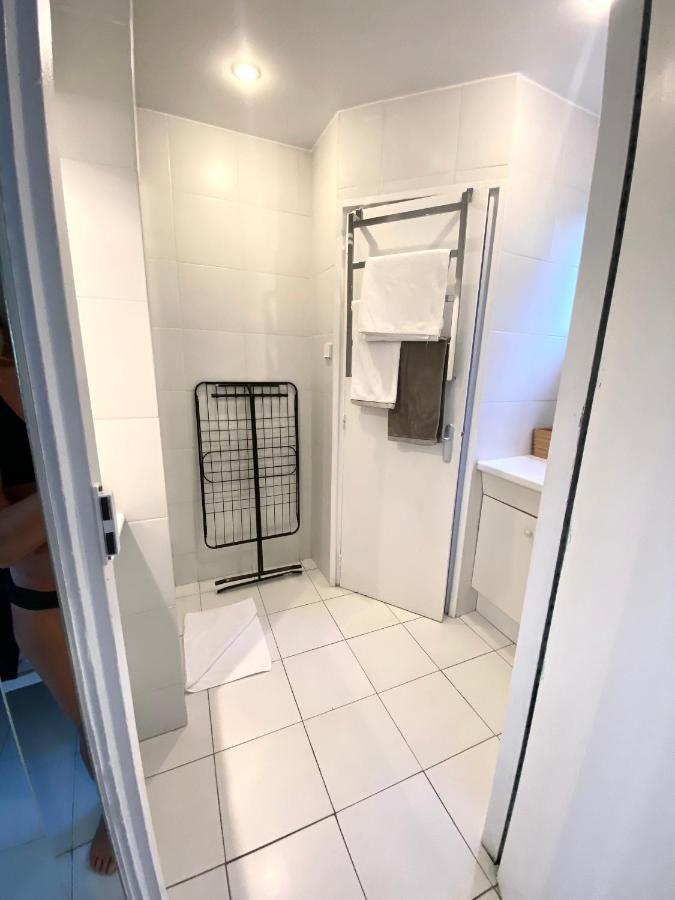 Elegant Studio Et Parking Dans Batiment Historique Saint Tropez Bagian luar foto