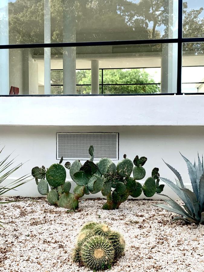 Elegant Studio Et Parking Dans Batiment Historique Saint Tropez Bagian luar foto
